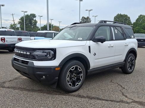New 2025 Ford Bronco Sport Outer Banks w/ Outer Banks Tech Package+ AWD/4WD image 10