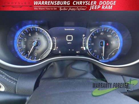 New 2026 Chrysler Pacifica Select image 16