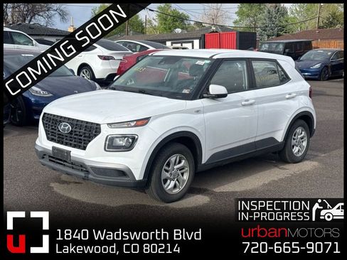 Used 2022 Hyundai Venue SE image 1