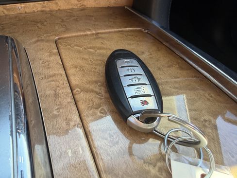 Used 2014 INFINITI QX80 w/ Theater Package image 50