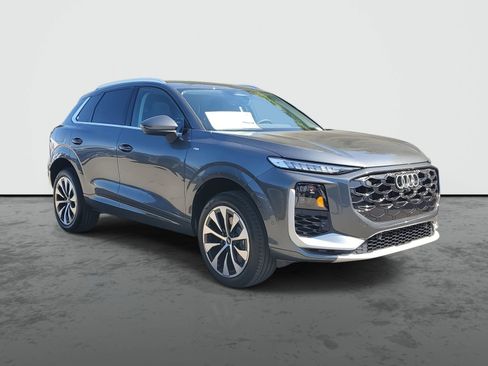 New 2026 Audi Q3 quattro 2.0T image 2