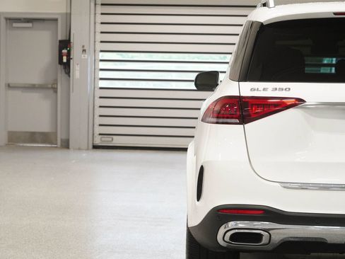 Certified 2022 Mercedes-Benz GLE 350 4MATIC image 9
