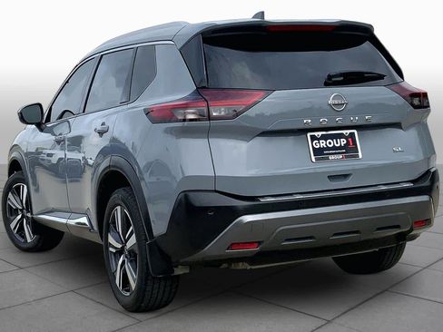 Used 2023 Nissan Rogue SL w/ SL Premium Package FWD image 12