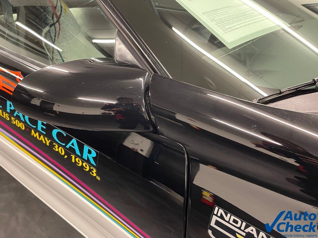 Used 1993 Chevrolet Camaro Z28 RWD image 30