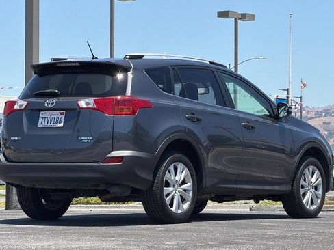 Used 2013 Toyota RAV4 Limited AWD/4WD image 5