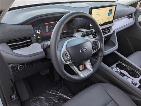 New 2026 Ford Explorer Active w/ Active Comfort Package image 3
