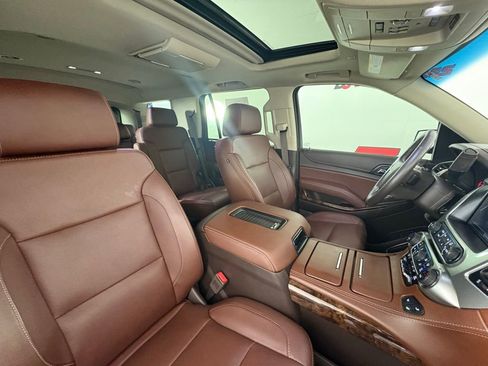 Used 2019 Chevrolet Tahoe Premier RWD image 40