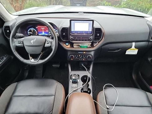 Certified 2022 Ford Bronco Sport Outer Banks w/ Tech Package image 11