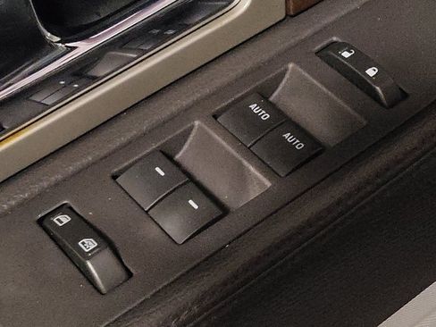 Used 2014 Ford F150 Platinum RWD image 27