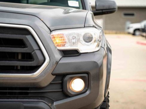 Used 2023 Toyota Tacoma SR5 image 8