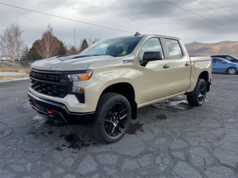 Certified 2023 Chevrolet Silverado 1500 Custom Trail Boss w/ LPO, Dark Essentials Package image 4