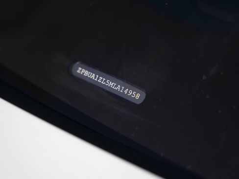 Used 2021 Lamborghini Urus image 49