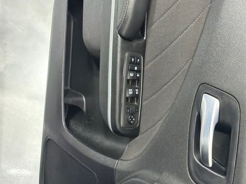 Used 2022 Dodge Charger SXT RWD image 10