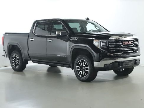 Used 2023 GMC Sierra 1500 SLT w/ SLT Premium Package AWD/4WD image 9