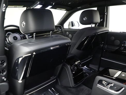 Certified 2023 Rolls-Royce Phantom Sedan w/ The Phantom Package image 33