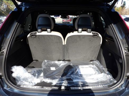 New 2026 Volvo XC90 T8 Ultra image 25