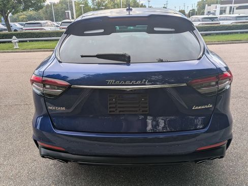 Certified 2022 Maserati Levante Modena image 4