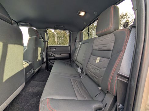 Used 2023 Nissan Frontier PRO-4X w/ Pro Convenience Package image 37