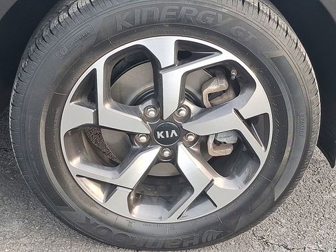 Certified 2022 Kia Sportage LX image 10