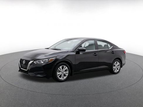 Used 2025 Nissan Sentra S FWD image 3