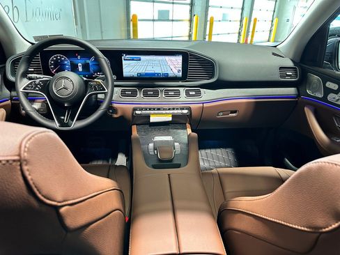 New 2026 Mercedes-Benz GLE 450e 4MATIC image 6
