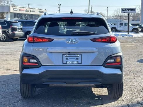 Used 2018 Hyundai Kona SEL w/ SEL Tech Package 02 image 31