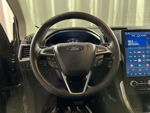 Used 2022 Ford Edge SEL w/ Convenience Package image 22