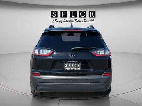 Used 2021 Jeep Cherokee Latitude Plus AWD/4WD image 4