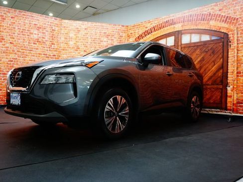 Certified 2023 Nissan Rogue SV AWD/4WD image 2