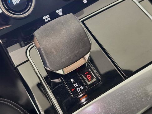 Certified 2023 Land Rover Range Rover Velar R-Dynamic S AWD/4WD image 17
