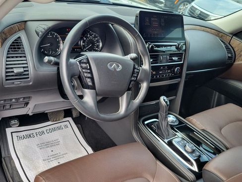 Used 2023 INFINITI QX80 Premium Select w/ All-Season Package AWD/4WD image 18