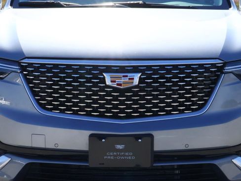 Certified 2023 Cadillac XT6 Premium Luxury image 8