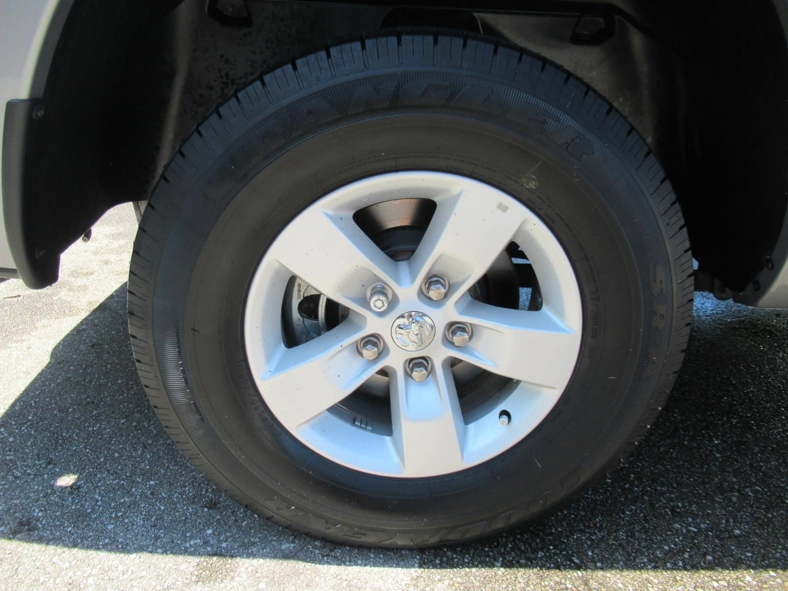 Used 2023 RAM 1500 Tradesman w/ Chrome Plus Package RWD image 8