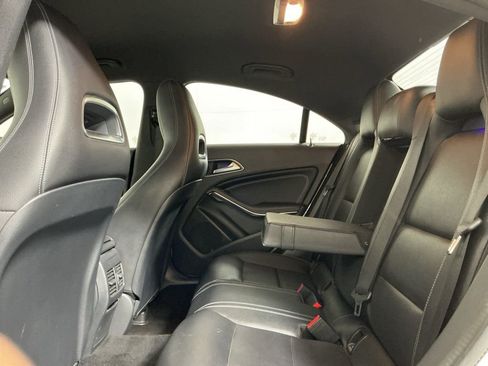 Used 2018 Mercedes-Benz CLA 250 image 27