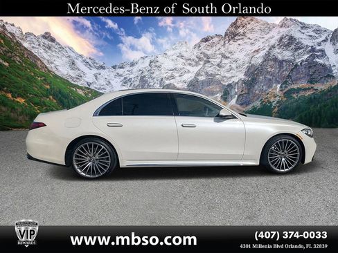 Certified 2022 Mercedes-Benz S 500 4MATIC image 17