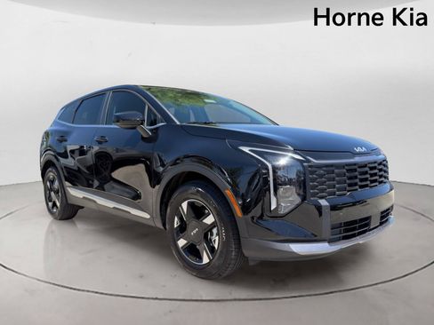 New 2026 Kia Sportage LX FWD image 2
