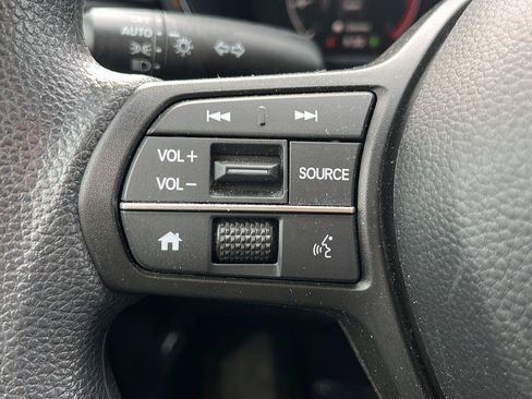 Used 2024 Honda CR-V EX image 8