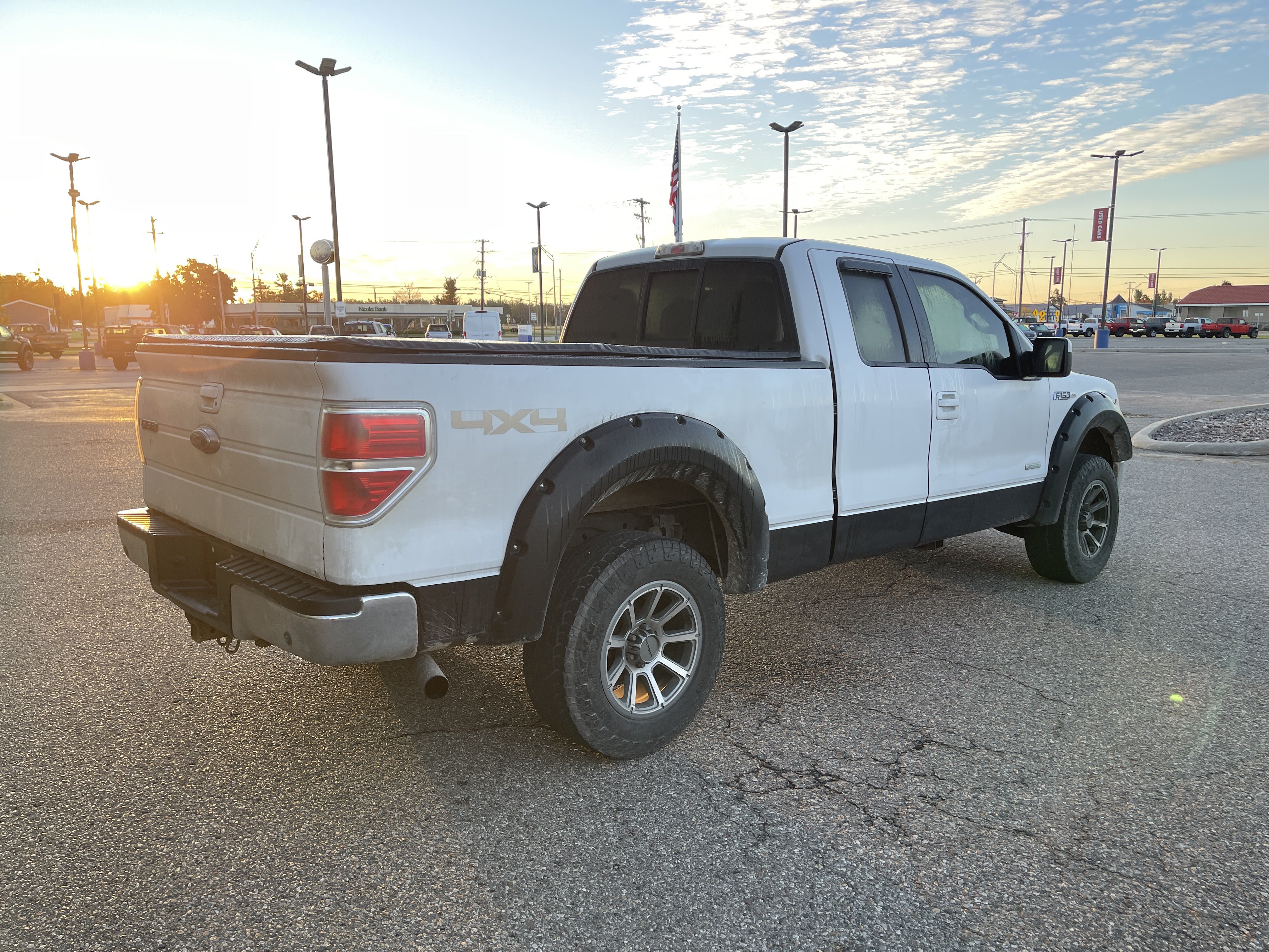 Used 2011 Ford F150 Lariat w/ Lariat Plus Pkg AWD/4WD image 4
