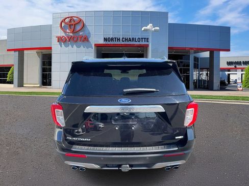 Used 2020 Ford Explorer Platinum AWD/4WD image 8