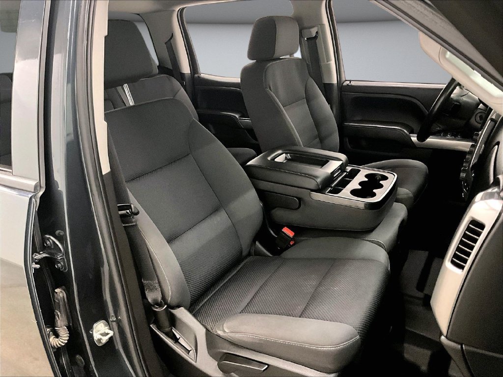 Used 2018 Chevrolet Silverado 1500 LT w/ All Star Edition AWD/4WD image 29