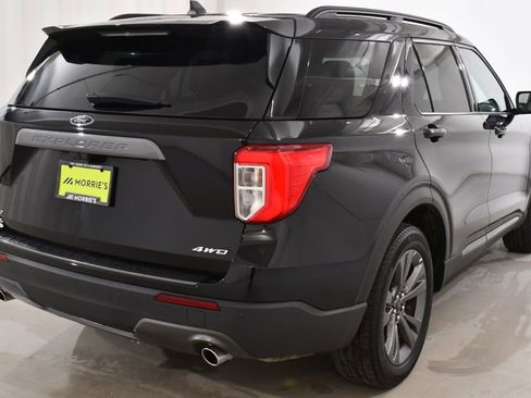 Used 2023 Ford Explorer XLT w/ Equipment Group 202A AWD/4WD image 12