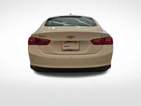 Used 2024 Chevrolet Malibu LT image 4