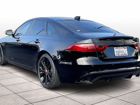 Used 2022 Jaguar XF SE image 14