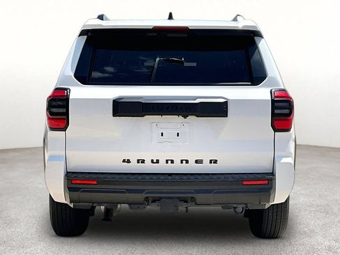 Used 2025 Toyota 4Runner SR5 AWD/4WD image 4