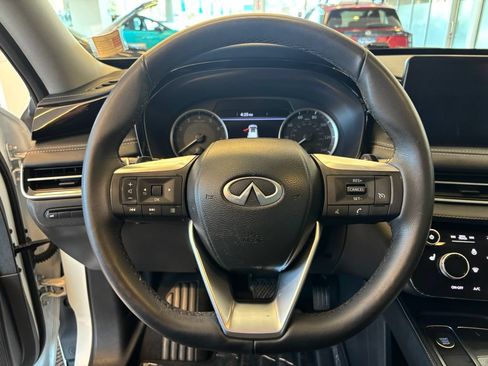 Used 2023 INFINITI QX60 Pure AWD/4WD image 18