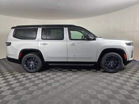 New 2026 Jeep Grand Wagoneer 4WD image 3