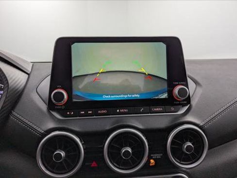 Used 2025 Nissan Sentra SV image 27