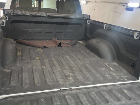 Used 2017 RAM 1500 Laramie w/ Convenience Group AWD/4WD image 14