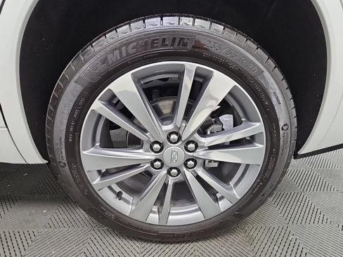 Used 2024 Cadillac XT6 Premium Luxury AWD/4WD image 48