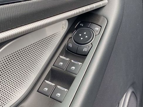 Certified 2025 Ford Explorer ST image 21